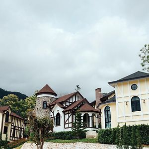 The Bluesky Resort @ Khao Kho